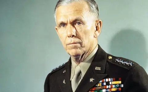 Ritratto di George Marshall, quando il suo piano ha aiutato a ricostruire l'Europa.