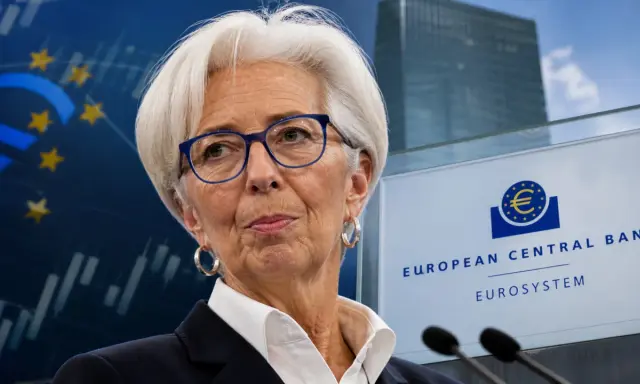 Christine Lagarde, presidente della banca europea, con il logo della BCE sullo sfondo.
